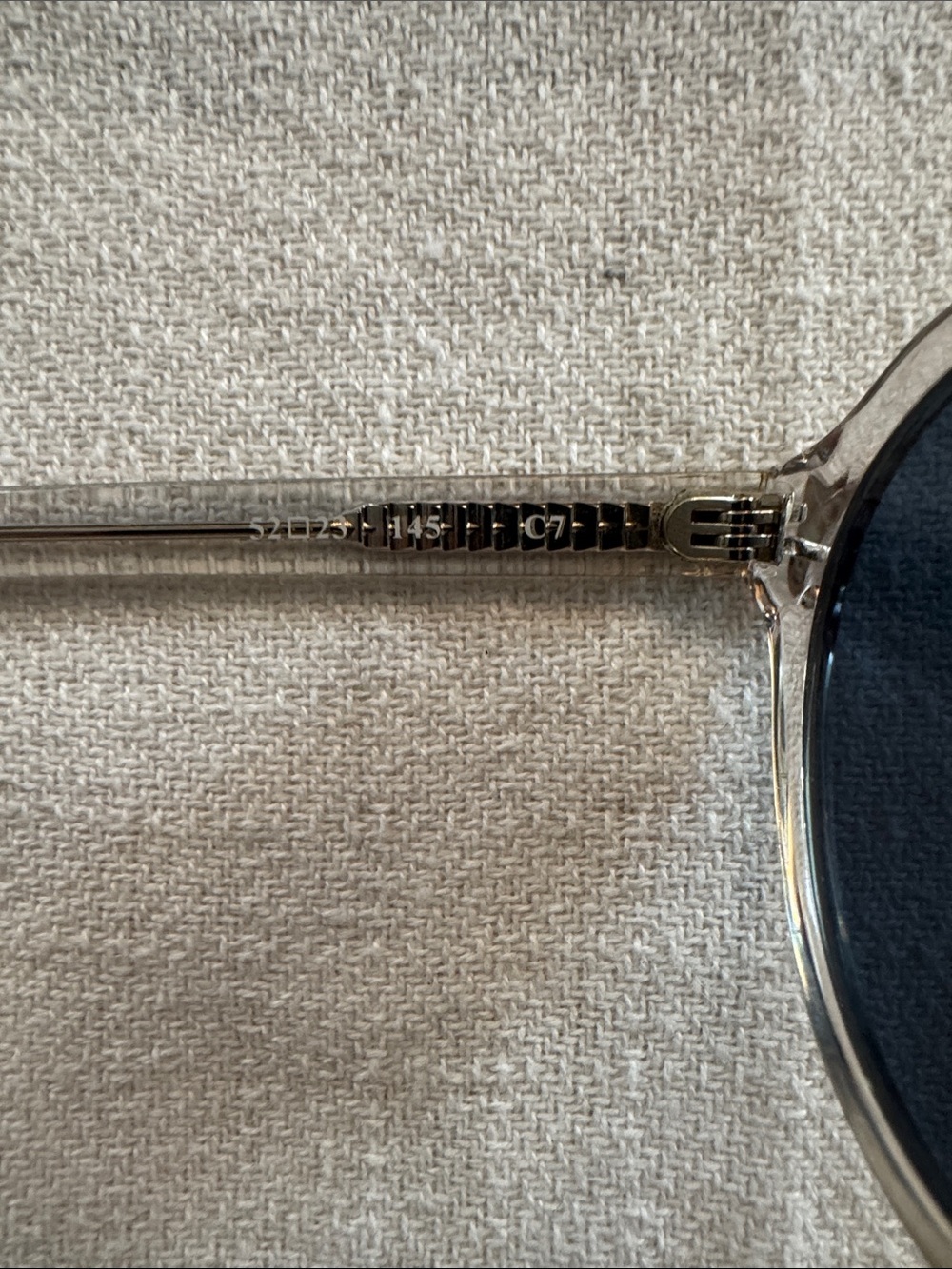 See sunglasses clear frame - Picture 5 of 7